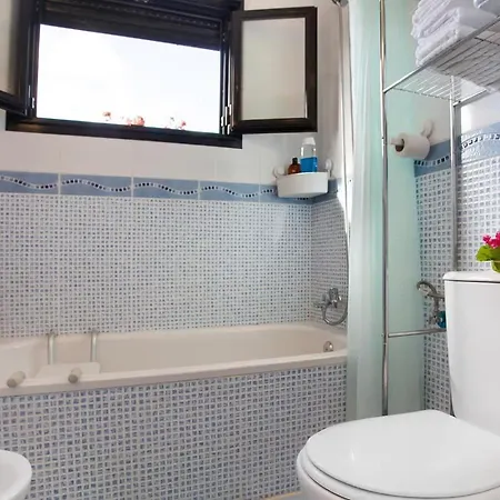 Дом отдыха Amadeus Ла-Олива